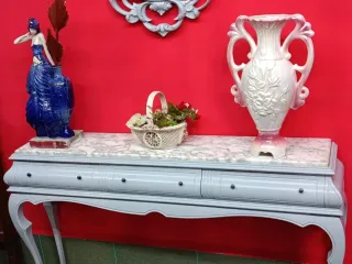 Mueble de entrada con espejo