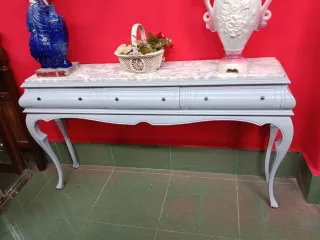 Mueble de entrada con espejo
