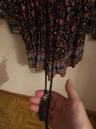 Vestido Bershka floral talla L