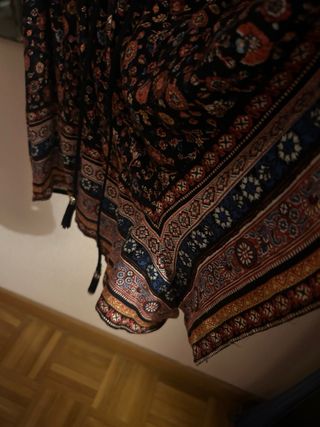 Vestido Bershka floral talla L