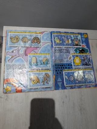 Álbum de Cromos Pokémon Sticker Album COMPLETO