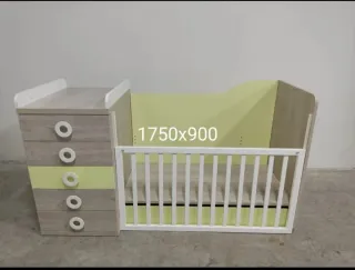Cuna convertible para niño