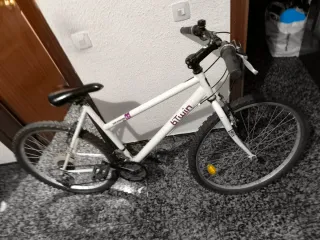 Bicicleta Btwin Blanca
