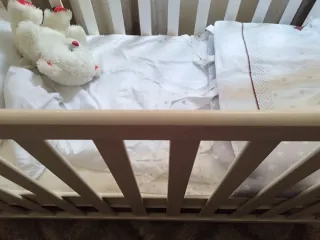 Culla per bambini bianca