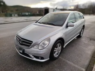 Mercedes-Benz Clase R320