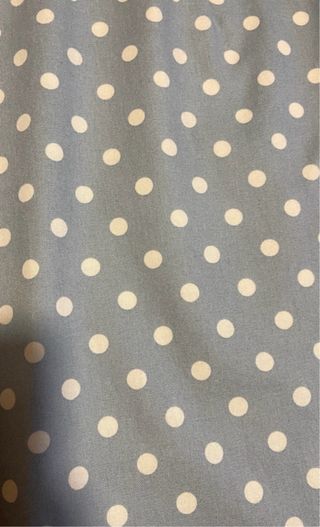 Falda azul topos blancos Compañía Fantástica