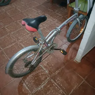 Bicicleta Plegable Plateada