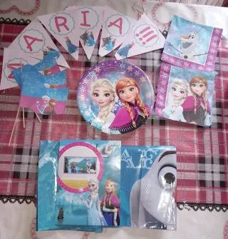 Lotto decorazioni Frozen e altro
