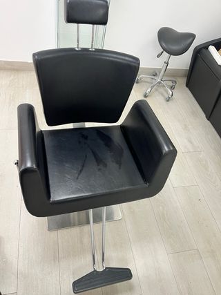 2 Lavacabezas y Sillones Peluquería