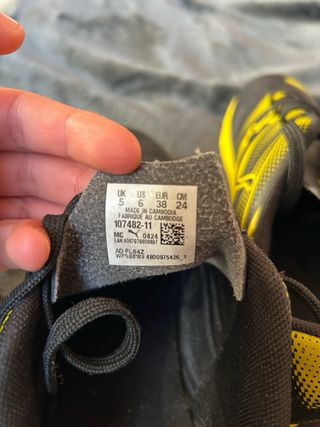 Zapatillas Futsal Puma Attacanto Niño T.38