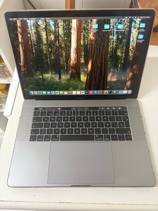 MacBook Pro 15 2019 Intel Core i7