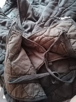 Cazadora acolchada negra