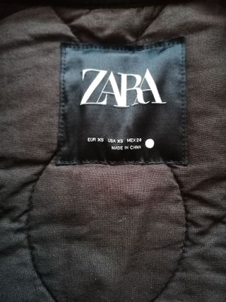 Cazadora acolchada negra