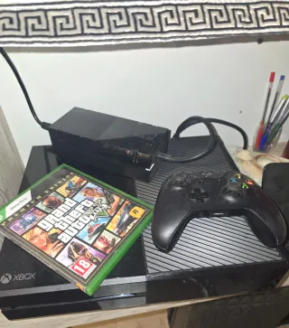 Xbox One con GTA V Premium Edition