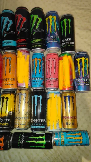 Collezione lattine Monster Energy