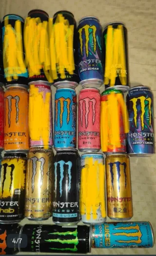 Collezione lattine Monster Energy