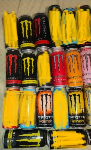 Collezione lattine Monster Energy
