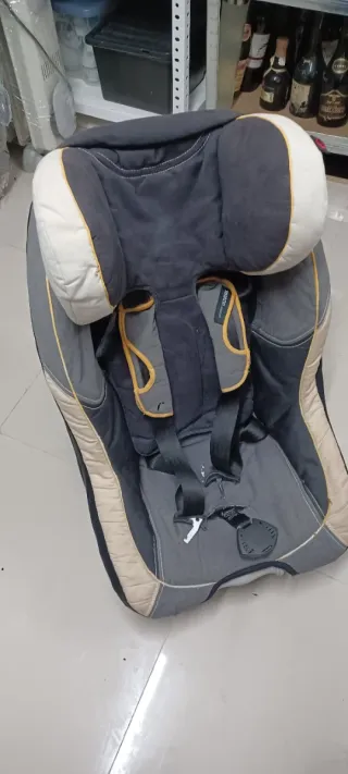 Silla de coche bebé 1-3 años