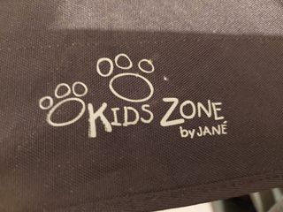 Parasol Negro Kids Zone by Jane