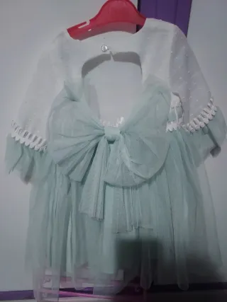 Vestido fiesta blanco y verde 4 años
