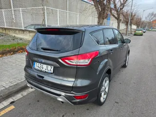 Ford Kuga 2016