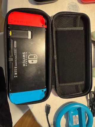 Nintendo Switch Completa con Accessori