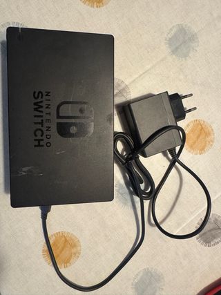 Nintendo Switch Completa con Accessori