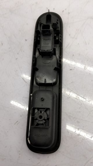 MANDO ELEVALUNAS DELANTERO DERECHO PEUGEOT 5008