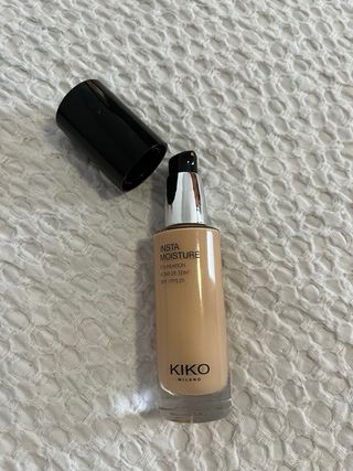 Base de maquillaje Kiko Milano Insta Moisture