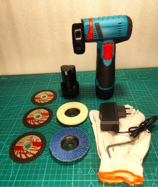 Amoladora 12V + 2 Baterías + Cargador + 5 Discos