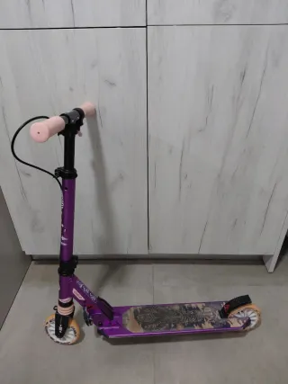 Patinete Decathlon Morado