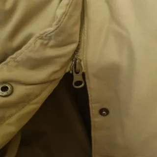 Piumino lungo beige con pelliccia