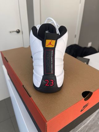 Jordan 12 Retro UK 6