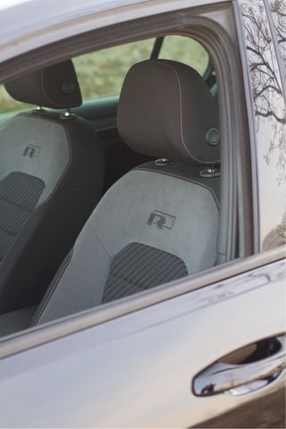 VOLKSWAGEN GOLF SPORT R-LINE 2019