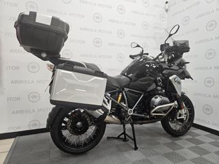 BMW R1200GS Triple Black 2017 · 77.402 km.