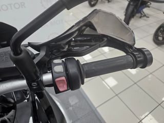 BMW R1200GS Triple Black 2017 · 77.402 km.