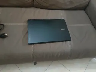 Portatile Acer v5 i7 8gb RAM ssd 15.6"