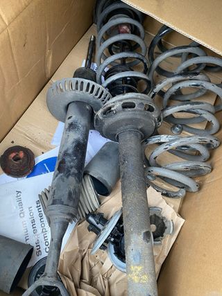 Conjunto de piezas de suspensión Audi A4 B5 1995.