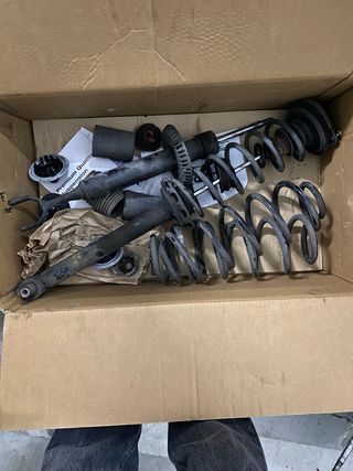 Conjunto de piezas de suspensión Audi A4 B5 1995.