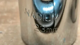 LLAVE DE TORNILLO DE RUEDAS EXTENSIBLE