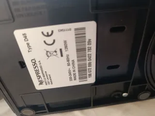 Máquina de café Nespresso Preta