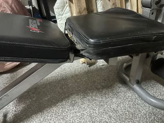 Banco de gimnasio Energetics Power Bench 200