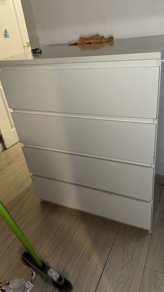 Cómoda Ikea 4 cajones