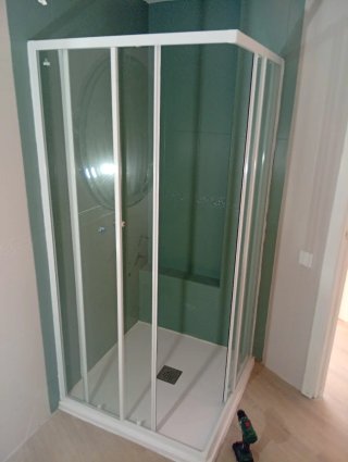 Albañil profesional construcción
