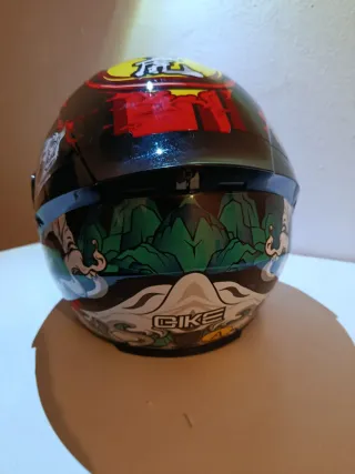 Casco moto integral diseño tigre y montañas