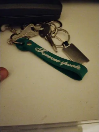 Llavero Forever Sports con llaves