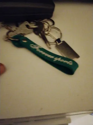 Llavero Forever Sports con llaves