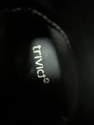 Stivali in pelle nera da donna