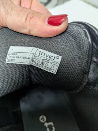 Stivali in pelle nera da donna