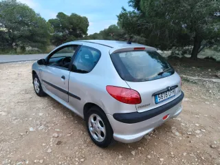 Peugeot 206 2004